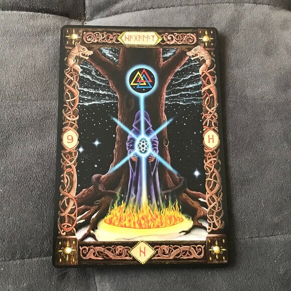 The Power of the Runes Oracle Cards Norse Mythology - Picture 6 of 10